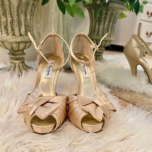 Nina gold colored heels ( bundle 5 for 50)